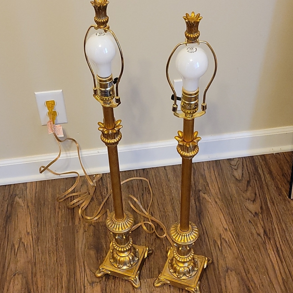 Set of buffet lamps